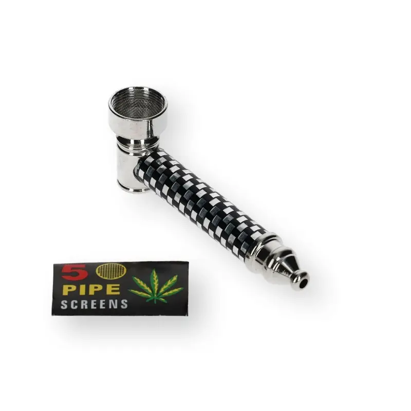 Fajka metal. w srebrną kratkę z sitkami - 80 mm. Fajka metal. w srebrną kratkę z sitkami - 80 mm.