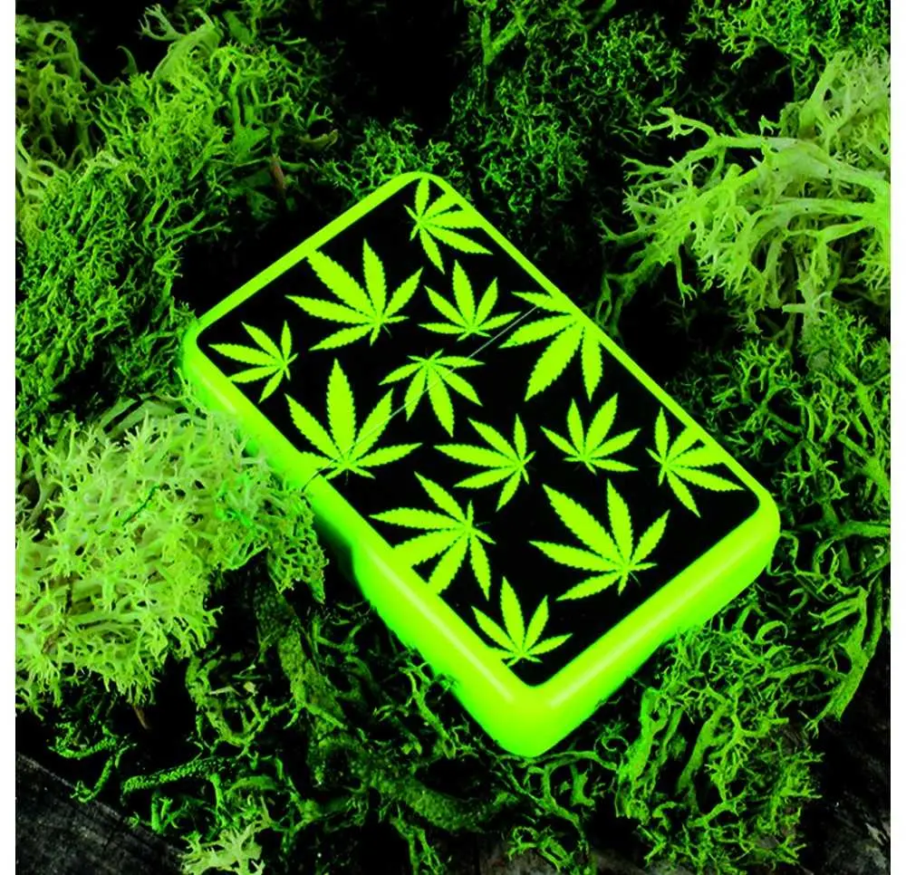 Zapalniczka benzynowa Tasman Maryśka Neon