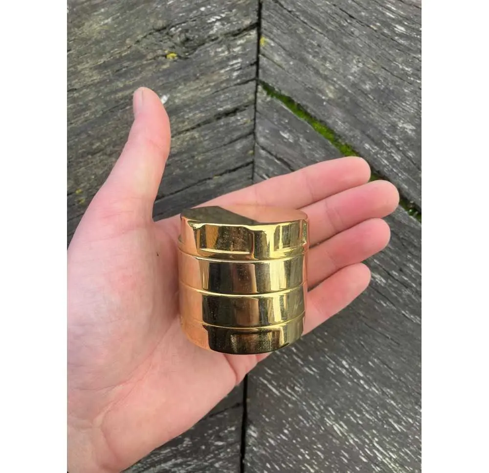 Młynek miedziany 4-elementowy pokryty złotem + pudełko ozdobne + certyfikat